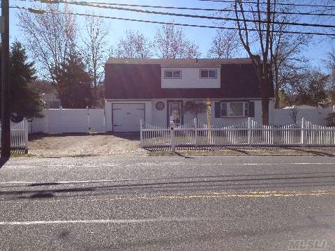 #1 photo, 150 Mooney Pond Road, Selden , NY 11784