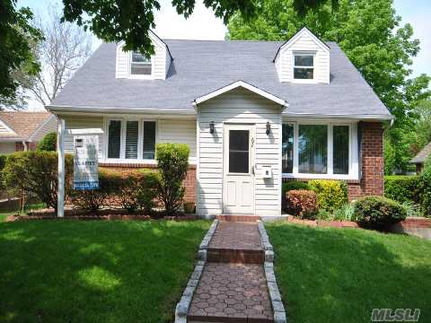 #1 photo, 62 Morris Drive, New Hyde Park , NY 11040