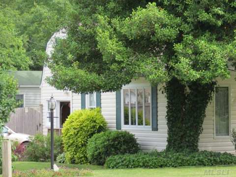 #1 photo, 183 Lyman Road, East Patchogue , NY 11772