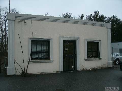 #1 photo, 123 Toledo Street, Farmingdale , NY 11735