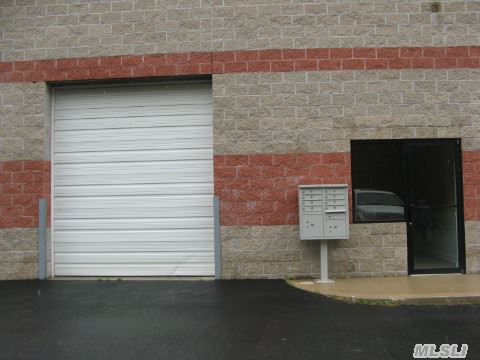#1 photo, 405 High Street, Holbrook , NY 11741