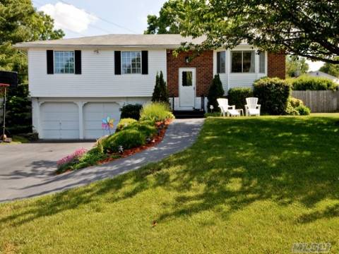 #1 photo, 4 Gannet Drive, سوفولك Commack , NY 11725