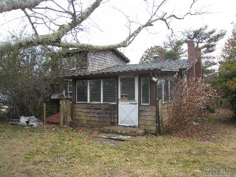 #1 photo, 6 E Canal Court, Hampton Bays , NY 11946