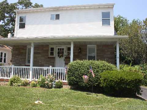 #1 photo, 84 Commonwealth Avenue, Merrick , NY 11566