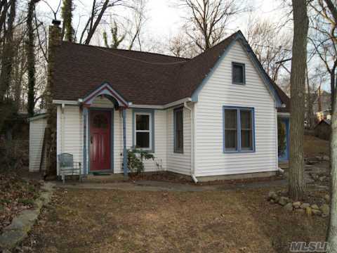 #1 photo, 216 Broadway, Rocky Point , NY 11778