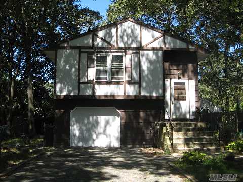 #1 photo, 225 Shelter Road, Ronkonkoma , NY 11779