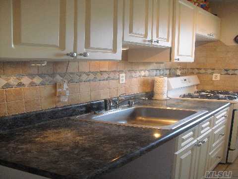 #1 photo, 260-40 Langston Avenue, Glen Oaks , NY 11004