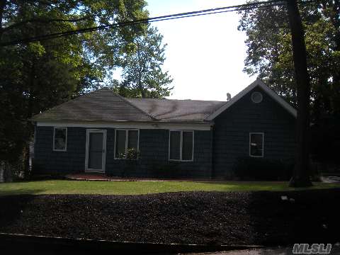 #1 photo, 39 Long Beach Drive, サフォーク郡 Sound Beach , NY 11789