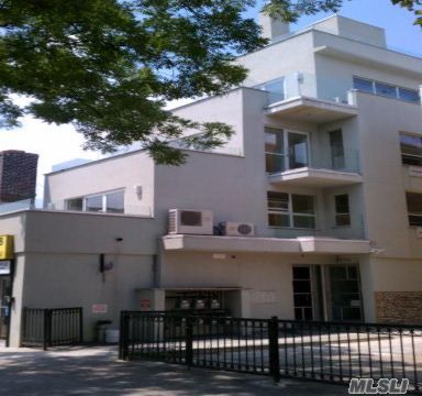 #1 photo, 21-70 31 Street, 皇后區 Astoria , NY 11105