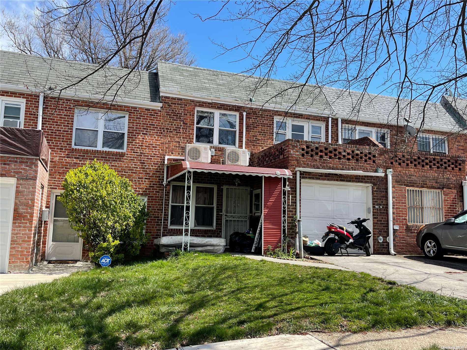 #1 photo, 25-19 120 Street, 法拉盛 Flushing , NY 11354