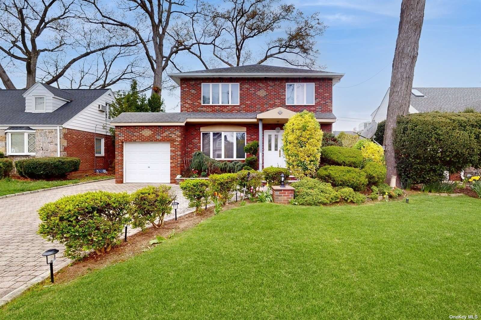 #1 photo, 5 Oak Drive, ناسو New Hyde Park , NY 11040