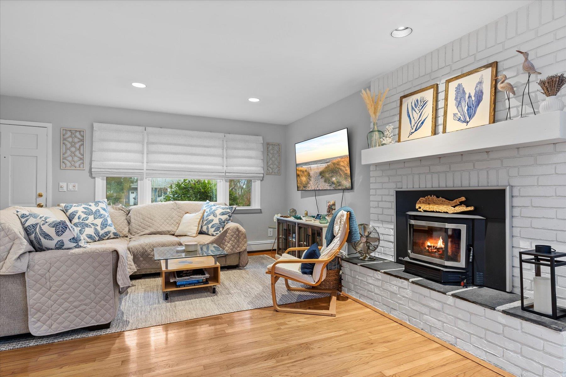 #4 photo, 3 Crestview Drive, サフォーク郡 Remsenburg , NY 11960