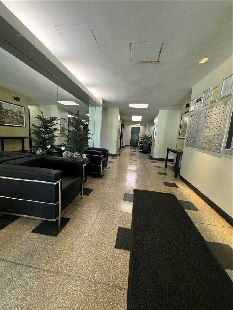 #14 photo, 8 Fordham Hill Oval, ブロンクス区 Bronx , NY 10468