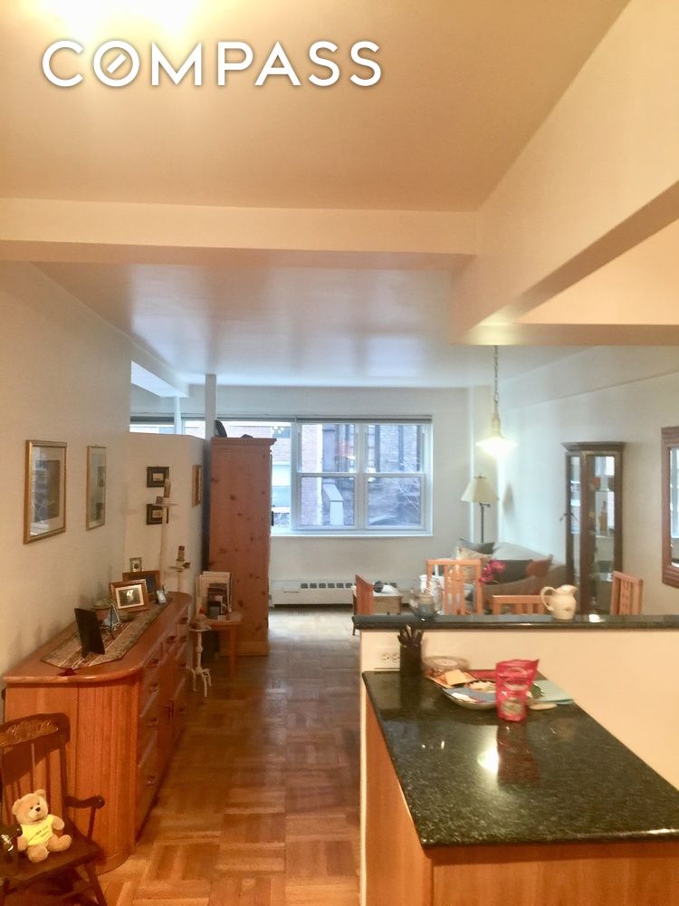 #1 photo, 315 E 69th Street, 曼哈顿 上东城 Upper East Side , NY 10021