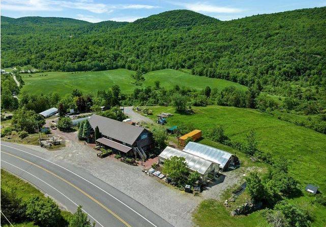 #31 photo, 729 State Route 9N, Ticonderoga , NY 12883