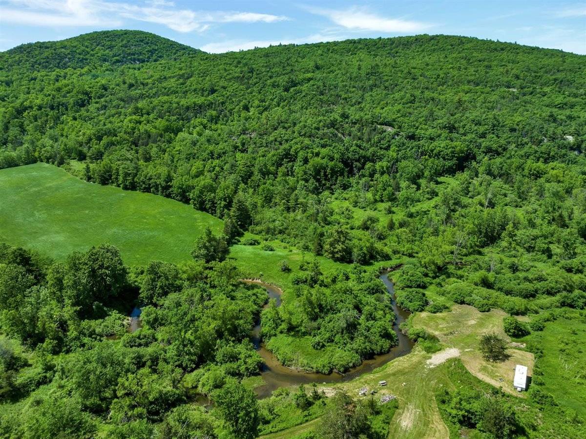 #23 photo, 729 State Route 9N, Ticonderoga , NY 12883