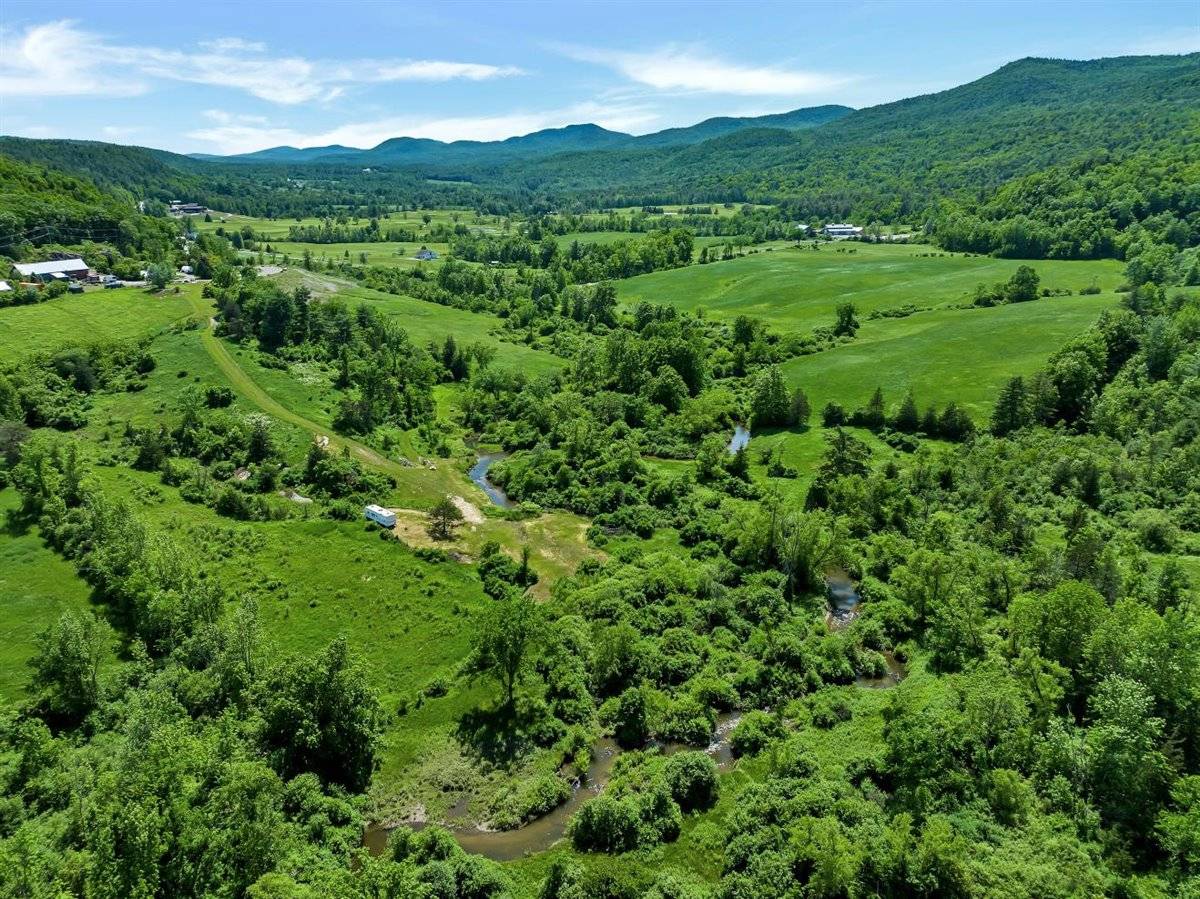 #27 photo, 729 State Route 9N, Ticonderoga , NY 12883