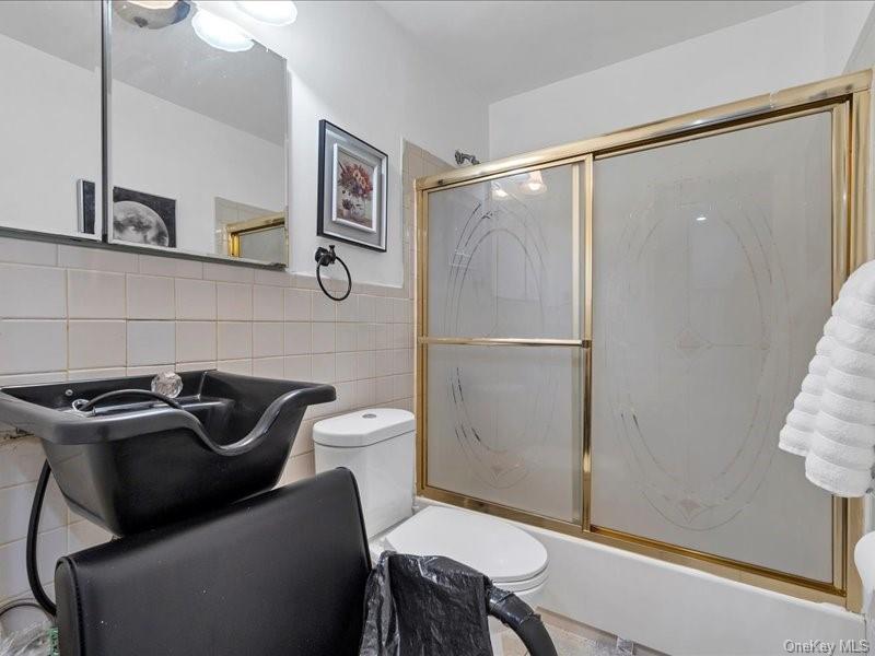 #10 photo, 1207 Findlay Avenue, ブロンクス区 Bronx , NY 10456