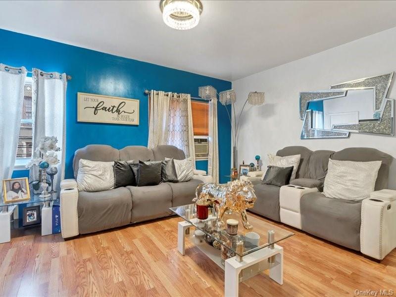 #12 photo, 1207 Findlay Avenue, ブロンクス区 Bronx , NY 10456