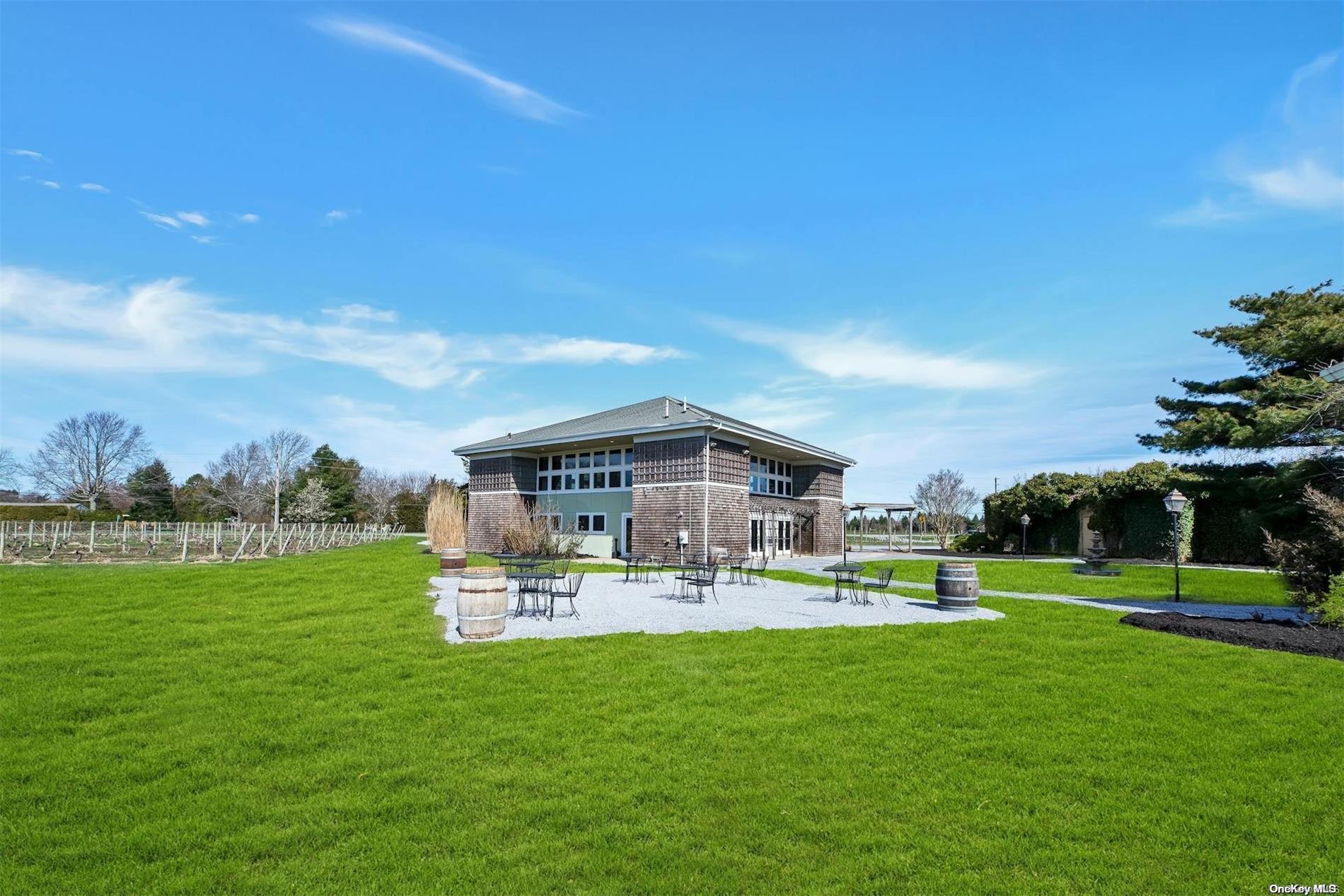 #16 photo, 18910 Middle Road, サフォーク郡 Cutchogue , NY 11935