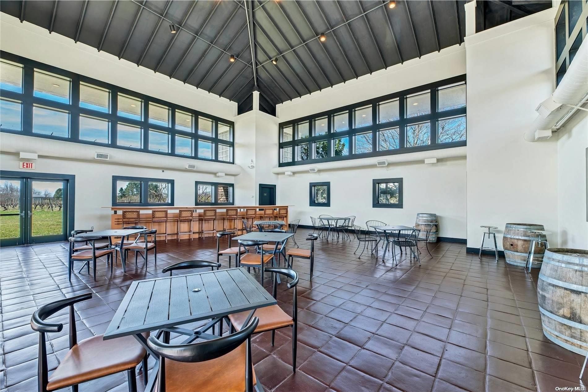 #6 photo, 18910 Middle Road, サフォーク郡 Cutchogue , NY 11935