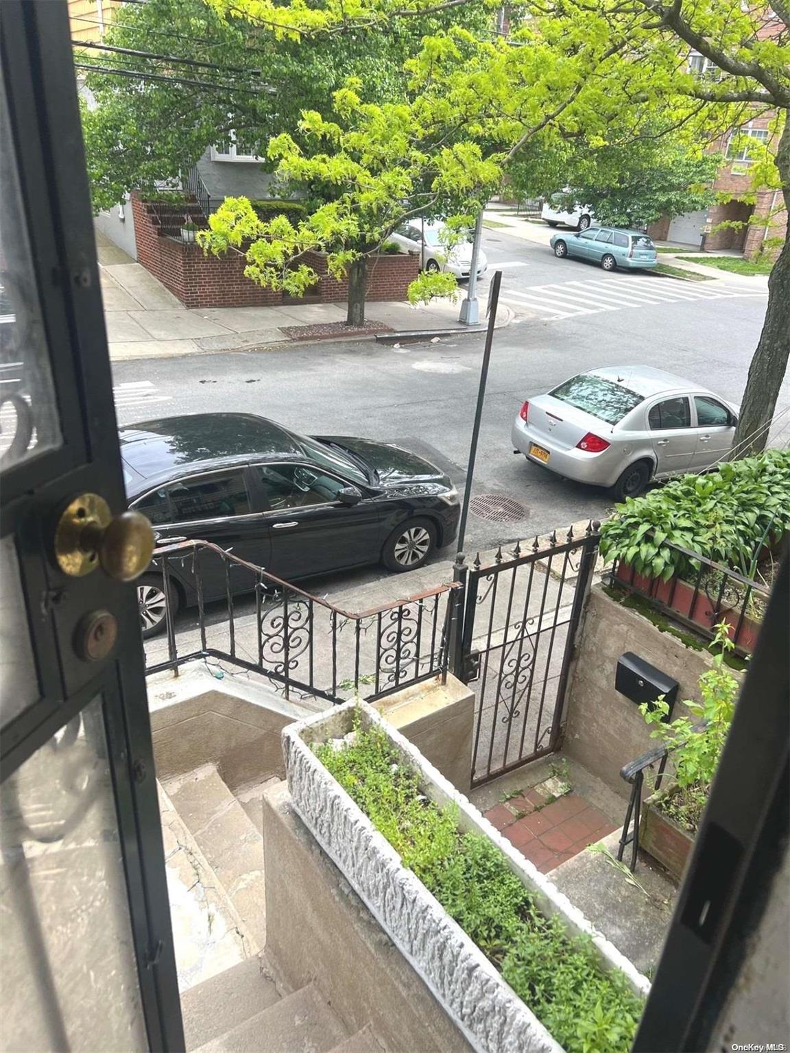 #3 photo, 43-20 72nd Street, クイーンズ区 Flushing , NY 11377