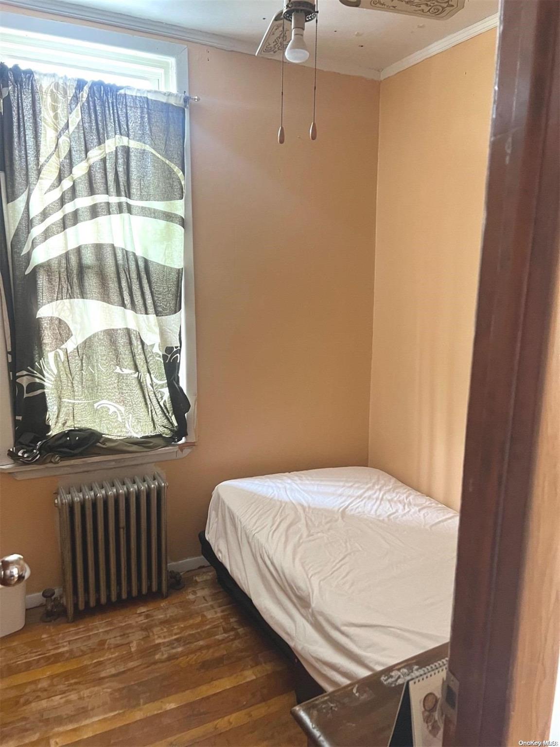 #7 photo, 43-20 72nd Street, クイーンズ区 Flushing , NY 11377