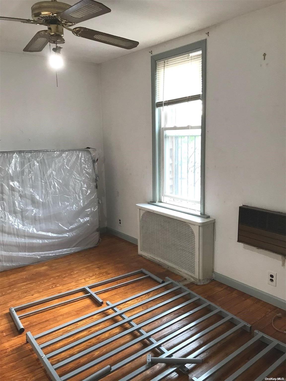 #8 photo, 43-20 72nd Street, クイーンズ区 Flushing , NY 11377