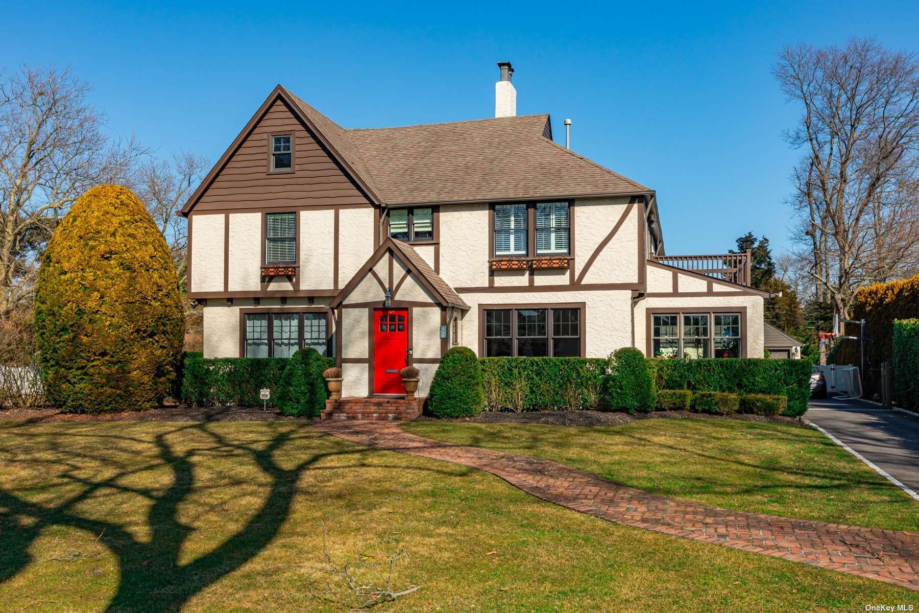 #1 photo, 49 West Lane, Bay Shore , NY 11706