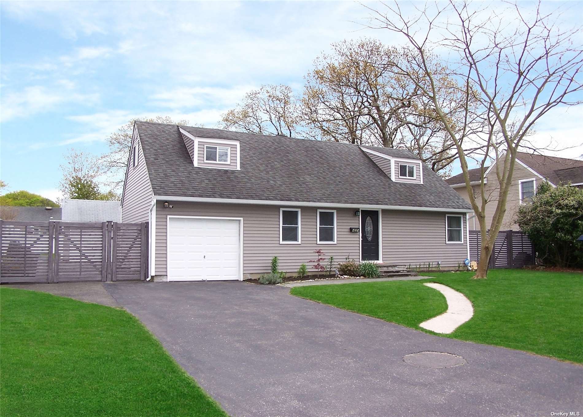 #1 photo, 429 1st Avenue, Bayport , NY 11705