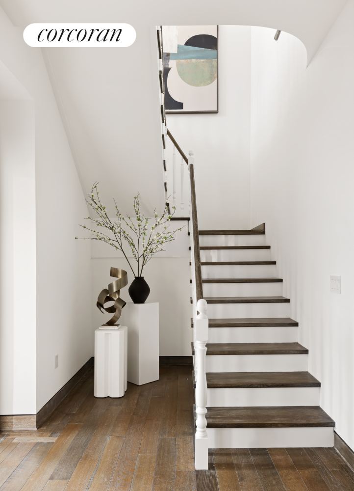 #13 photo, 111 W 57TH Street, マンハッタン Central Park South , NY 10019