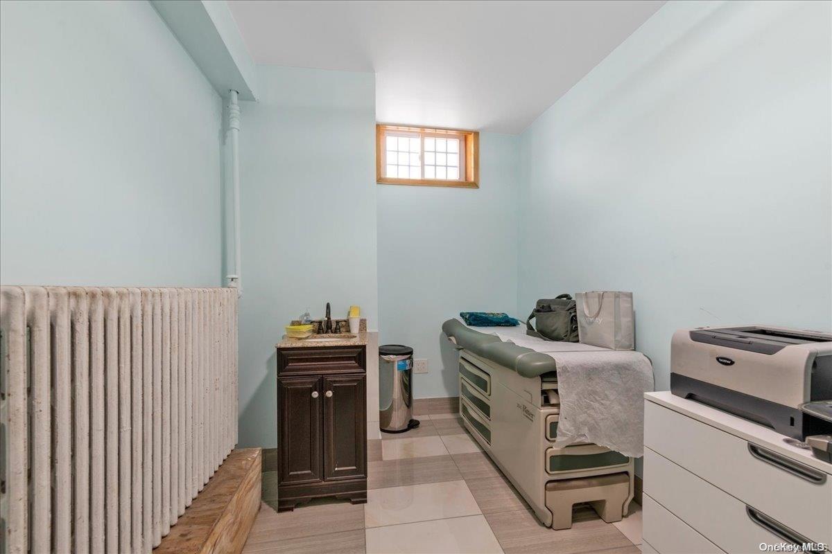 #17 photo, 85-14 168th Street, クイーンズ区 Jamaica , NY 11432