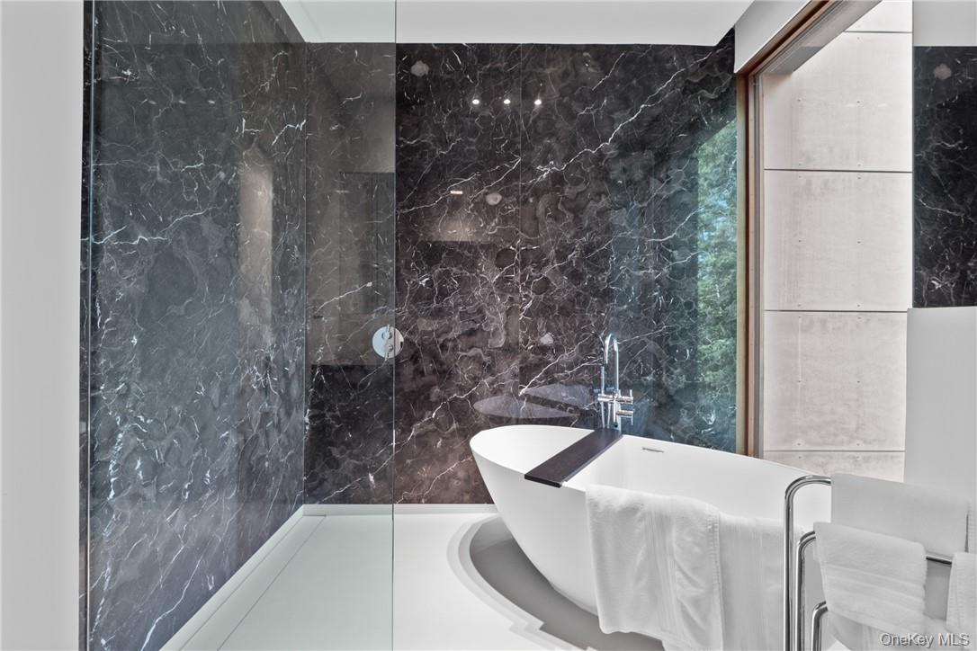 #20 photo, 121 Sheldon Road, Gardiner , NY 12525