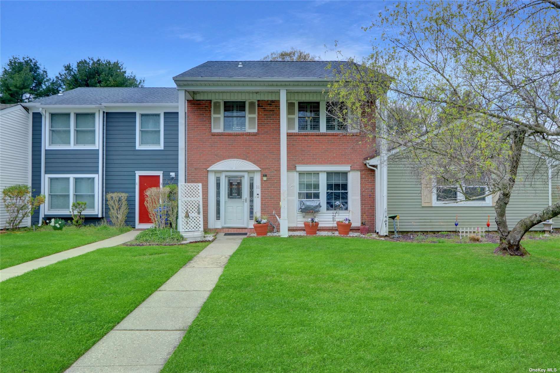 #1 photo, 11 Charleston Court, Coram , NY 11727