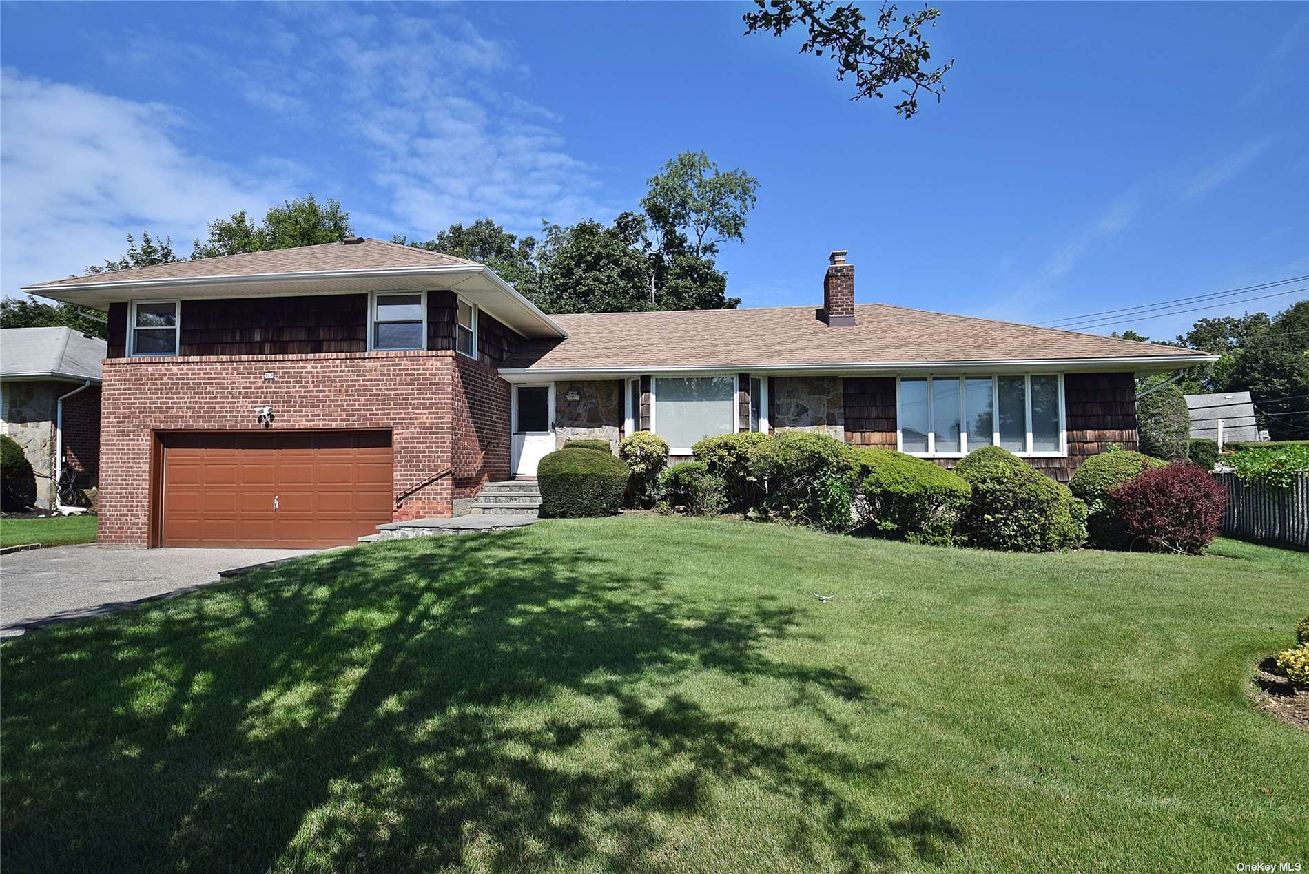 #1 photo, 10 Bellwood Drive, New Hyde Park , NY 11040