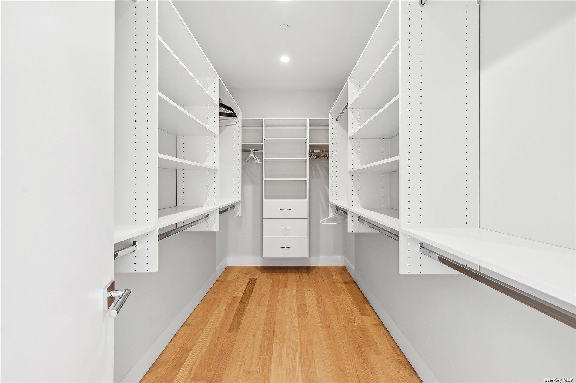 #12 photo, 314 Dune, サフォーク郡 Westhampton Beach , NY 11978