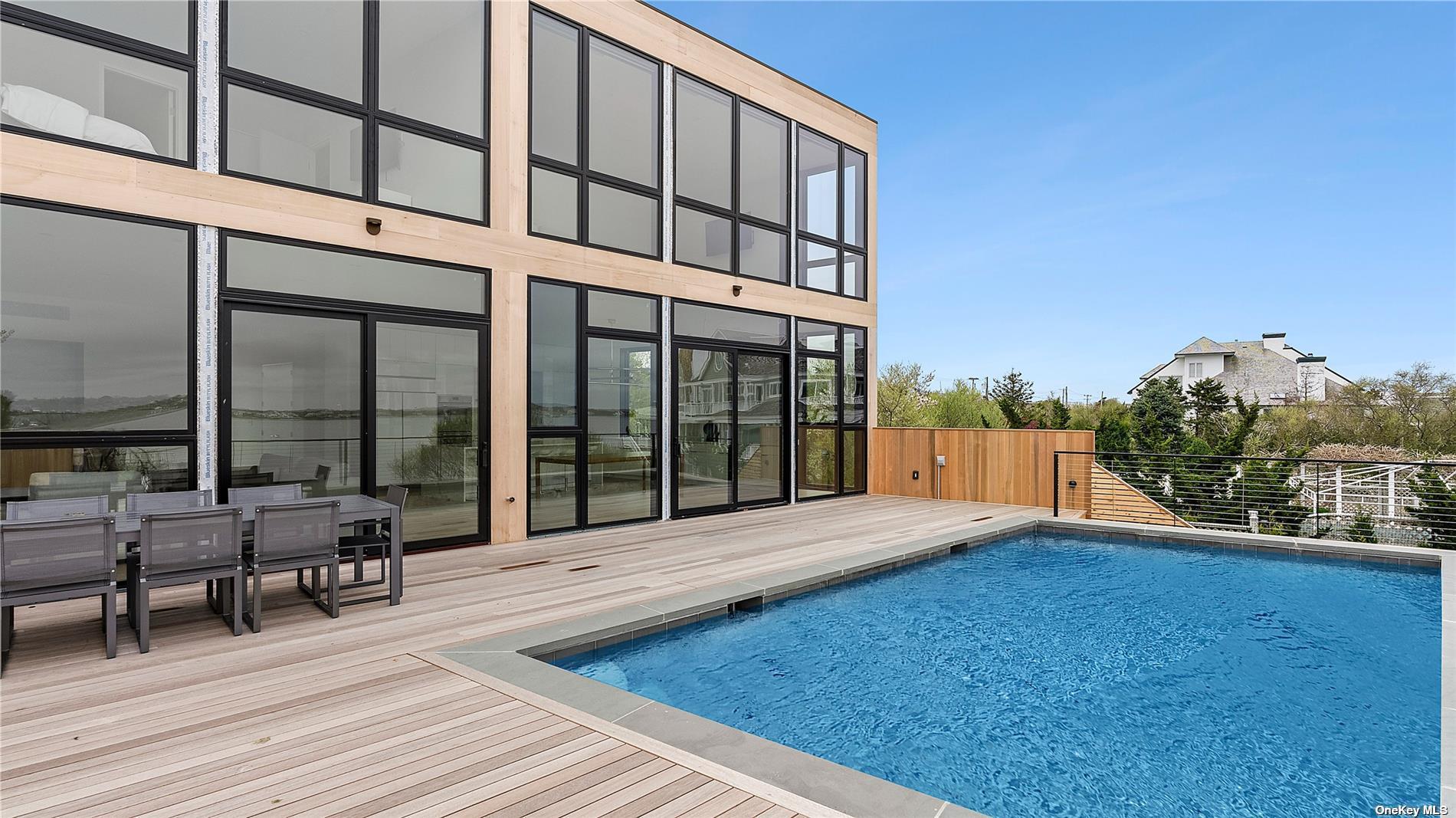 #16 photo, 314 Dune, サフォーク郡 Westhampton Beach , NY 11978