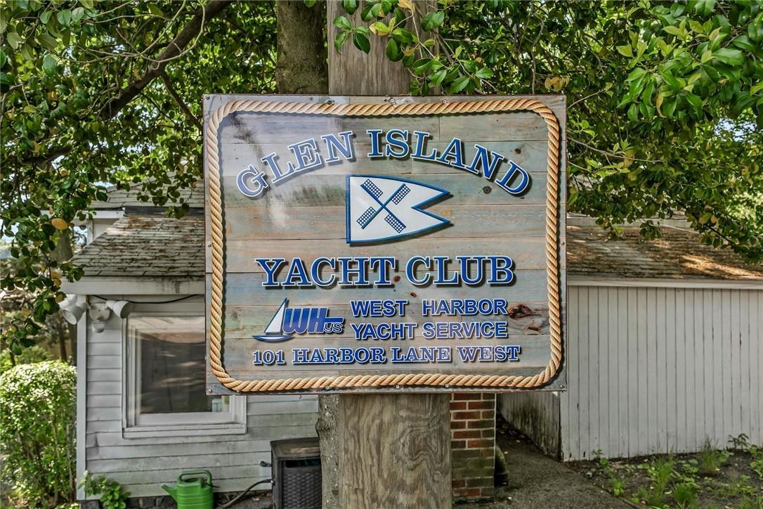 #9 photo, 101 Harbor Lane, New Rochelle , NY 10805