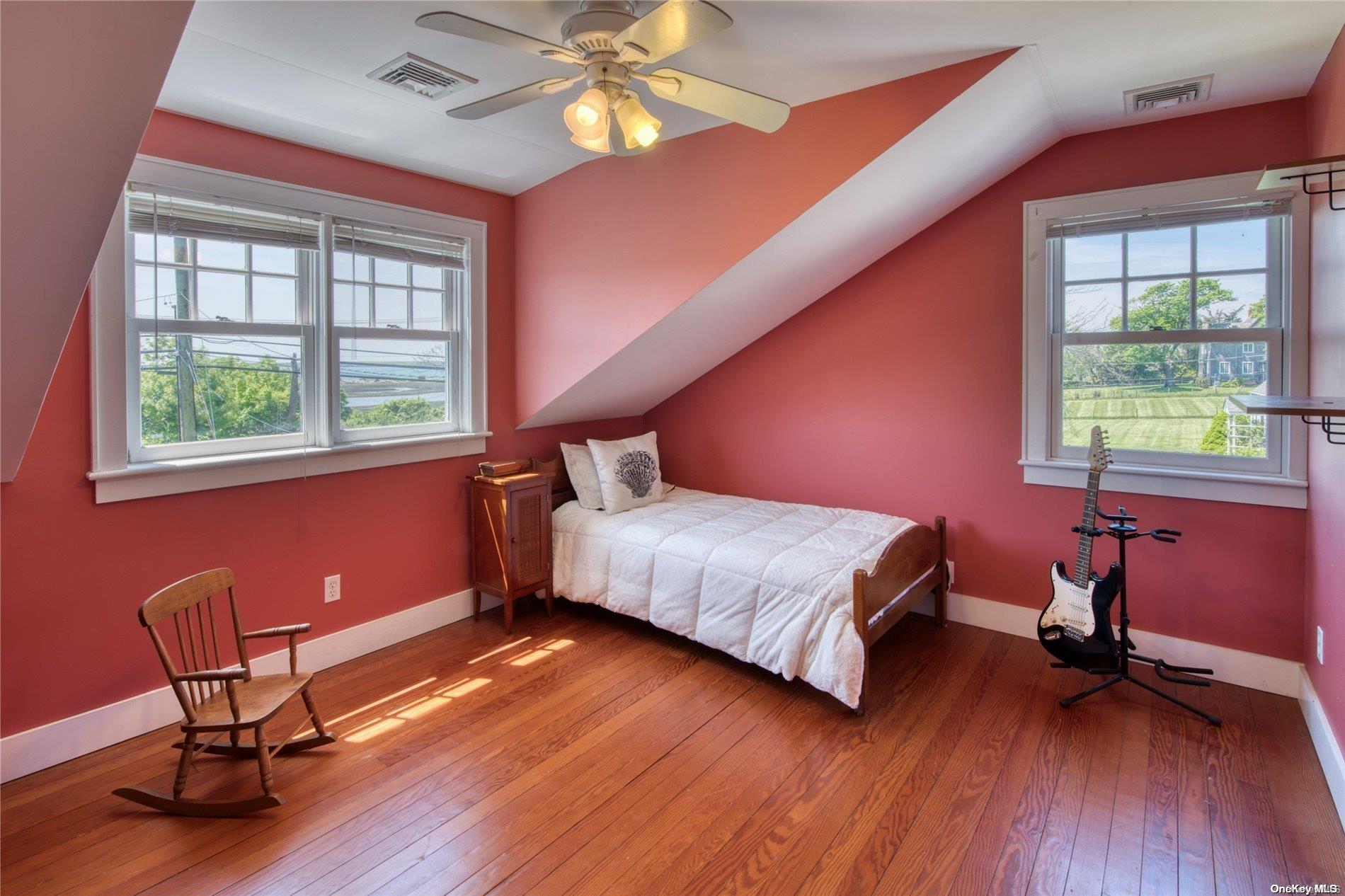 #13 photo, 20715 Main Road, Orient , NY 11957