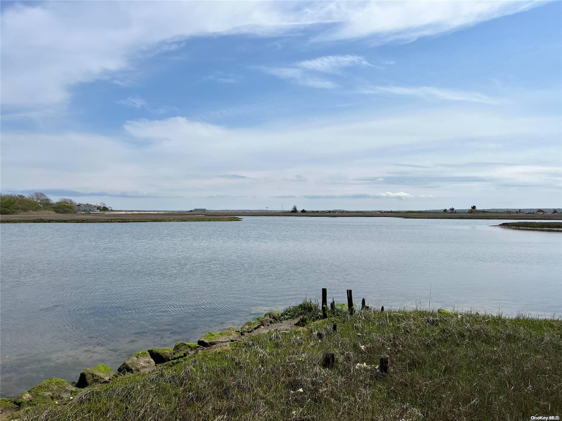 #16 photo, 20715 Main Road, Orient , NY 11957