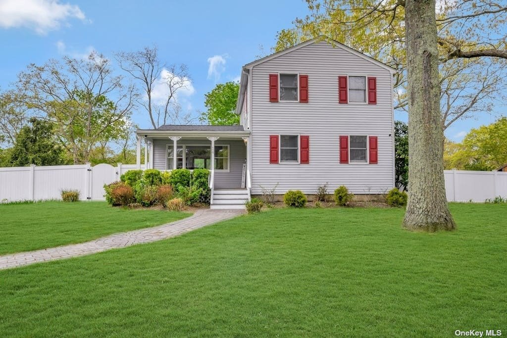 #1 photo, 14 High Hill Drive, 东长岛 Sound Beach , NY 11789