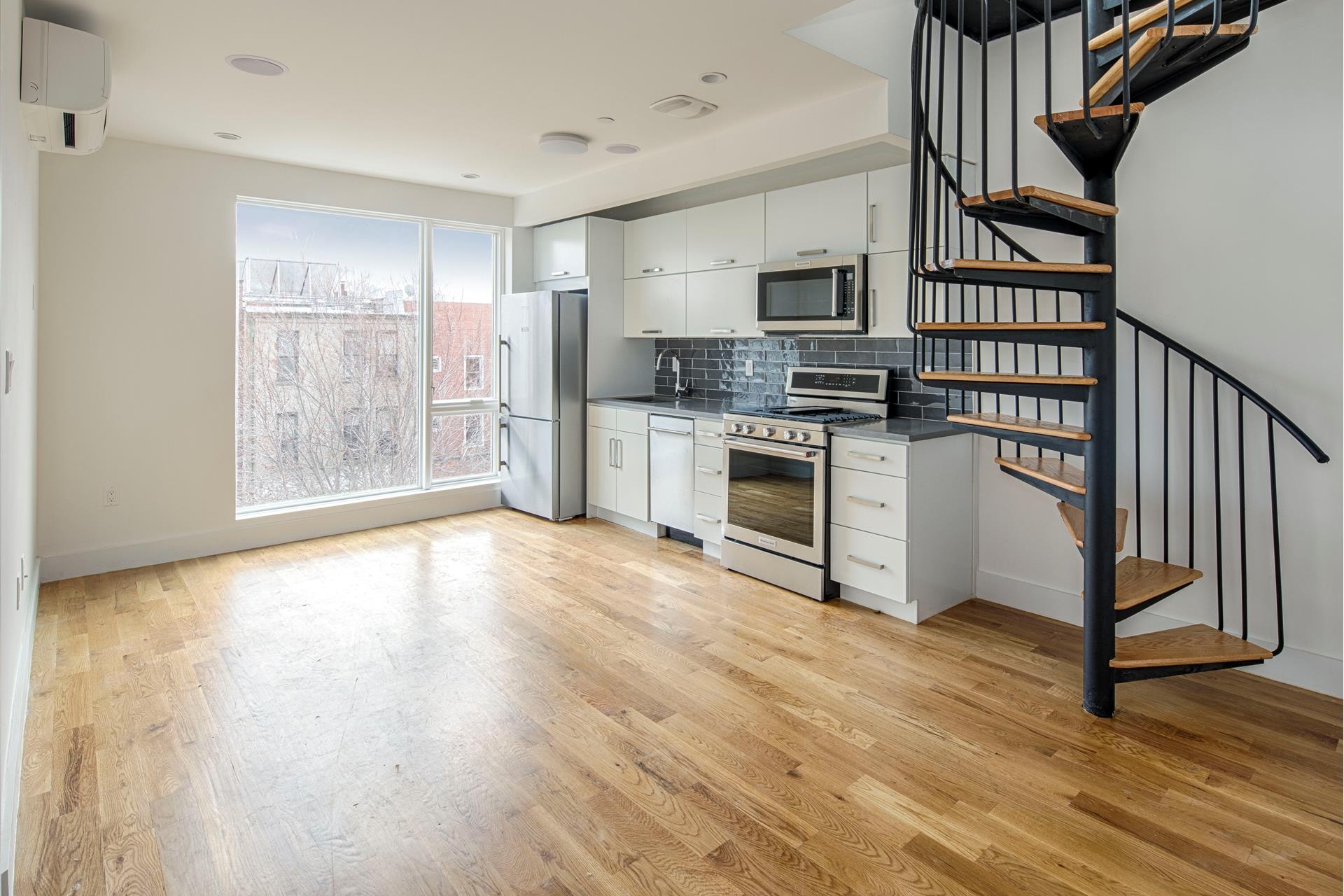 #1 photo, 138 QUINCY Street, Bedford Stuyvesant , NY 11216