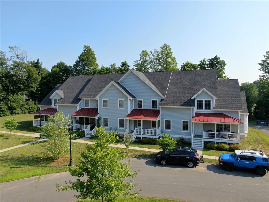 #13 photo, 33 Firehouse Lane, Red Hook , NY 12571