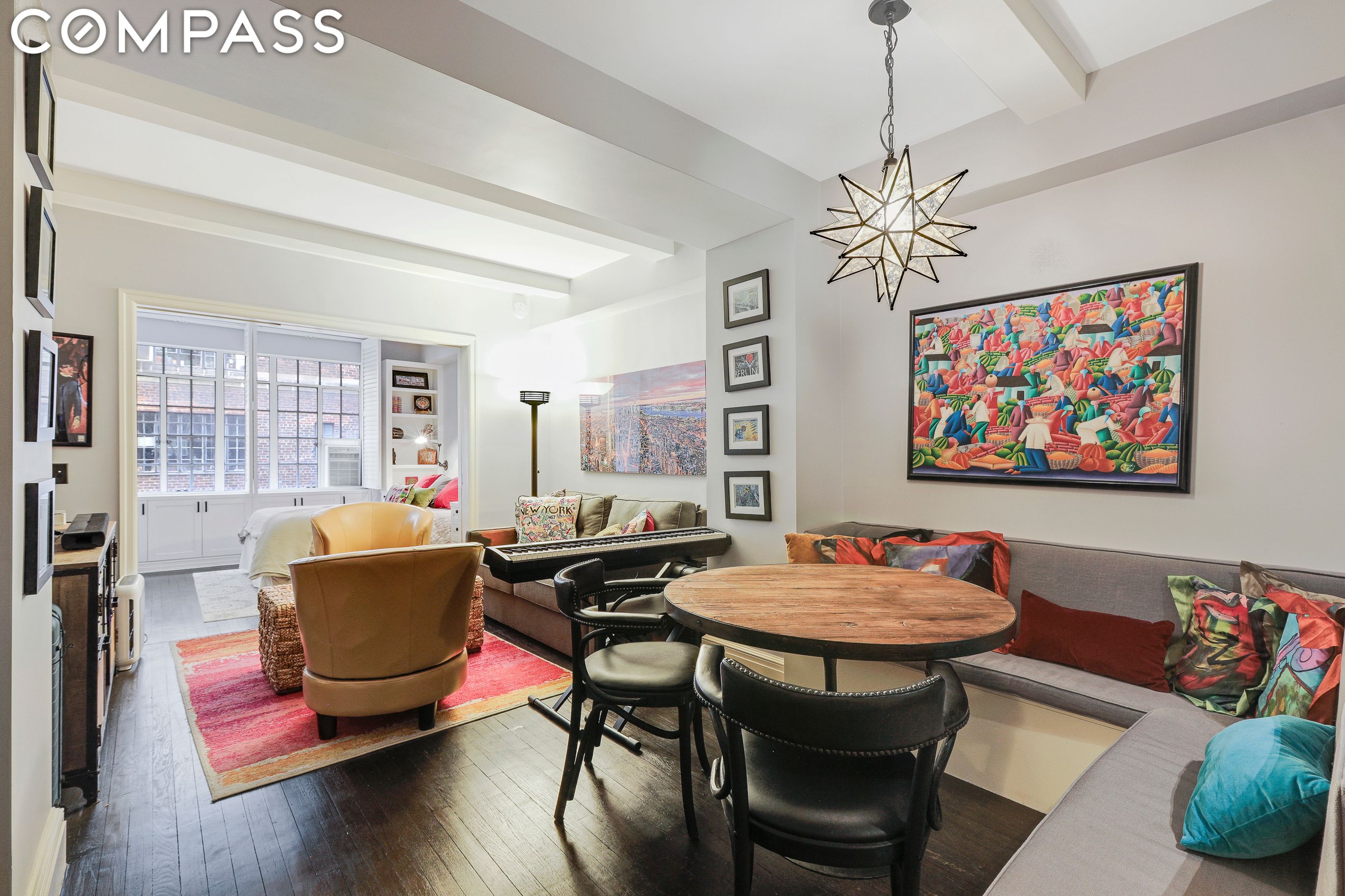 #1 photo, 320 E 42nd Street, Murray Hill , NY 10017