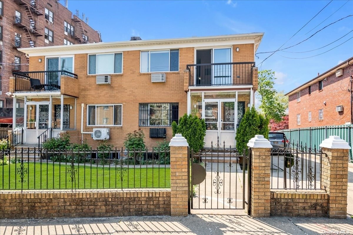 #1 photo, 34-20 150th Street, Flushing , NY 11354