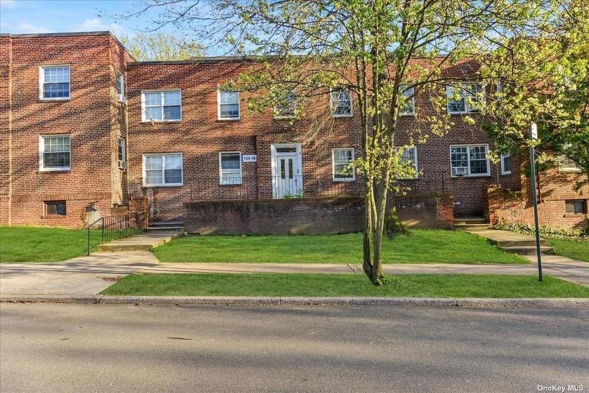 #1 photo, 135-18 77th Avenue, Flushing , NY 11367