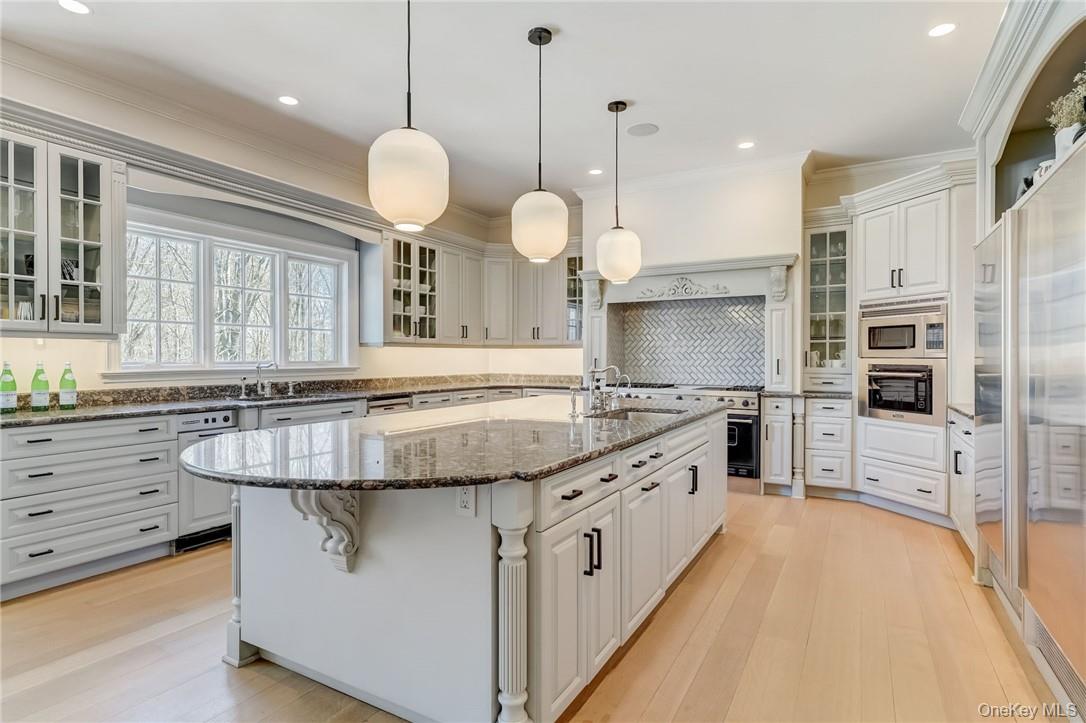 #12 photo, 4 Cowdray Park Drive, Armonk , NY 10504