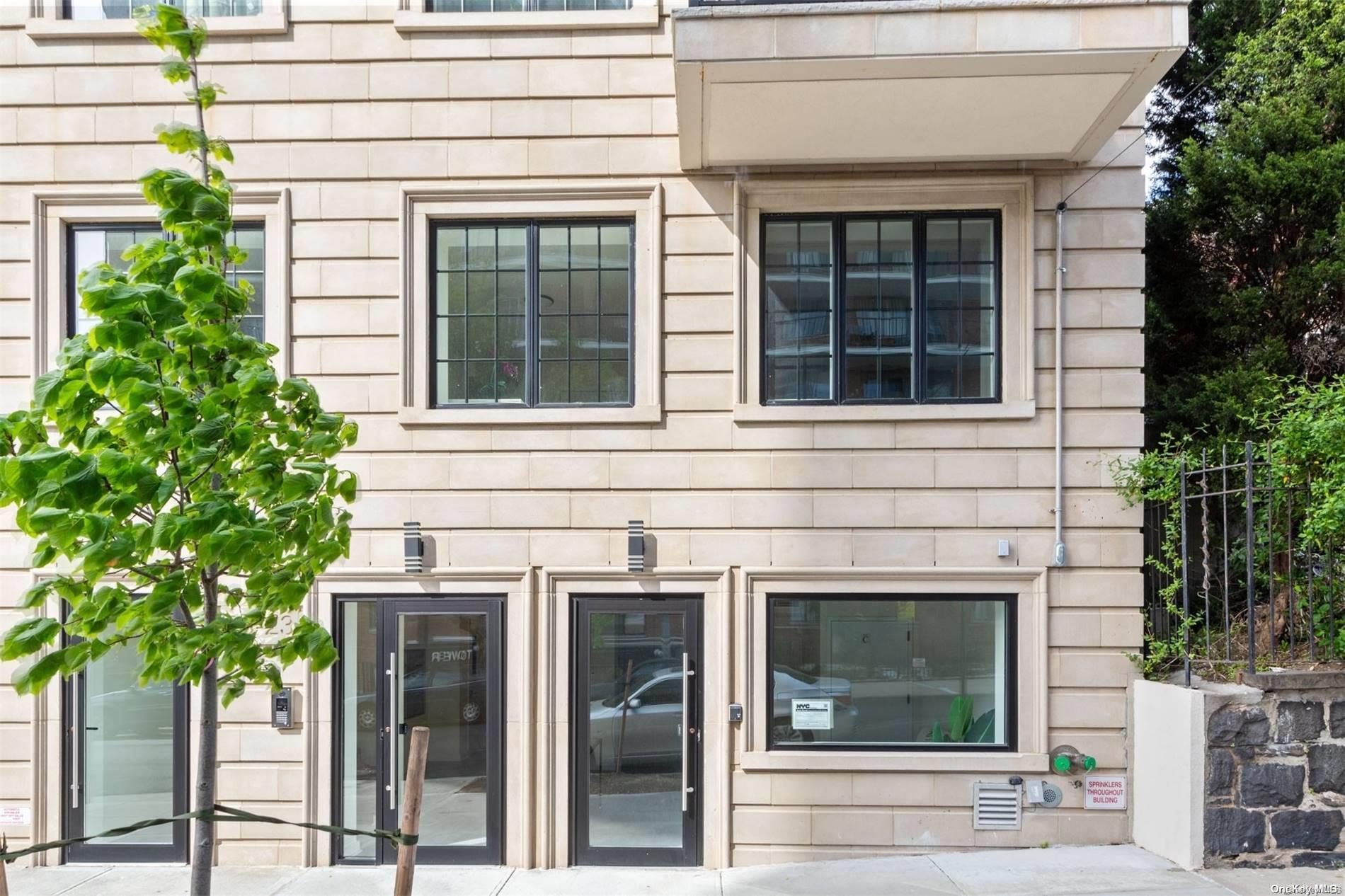 #2 photo, 23-23 30th Road, クイーンズ区 Astoria , NY 11102