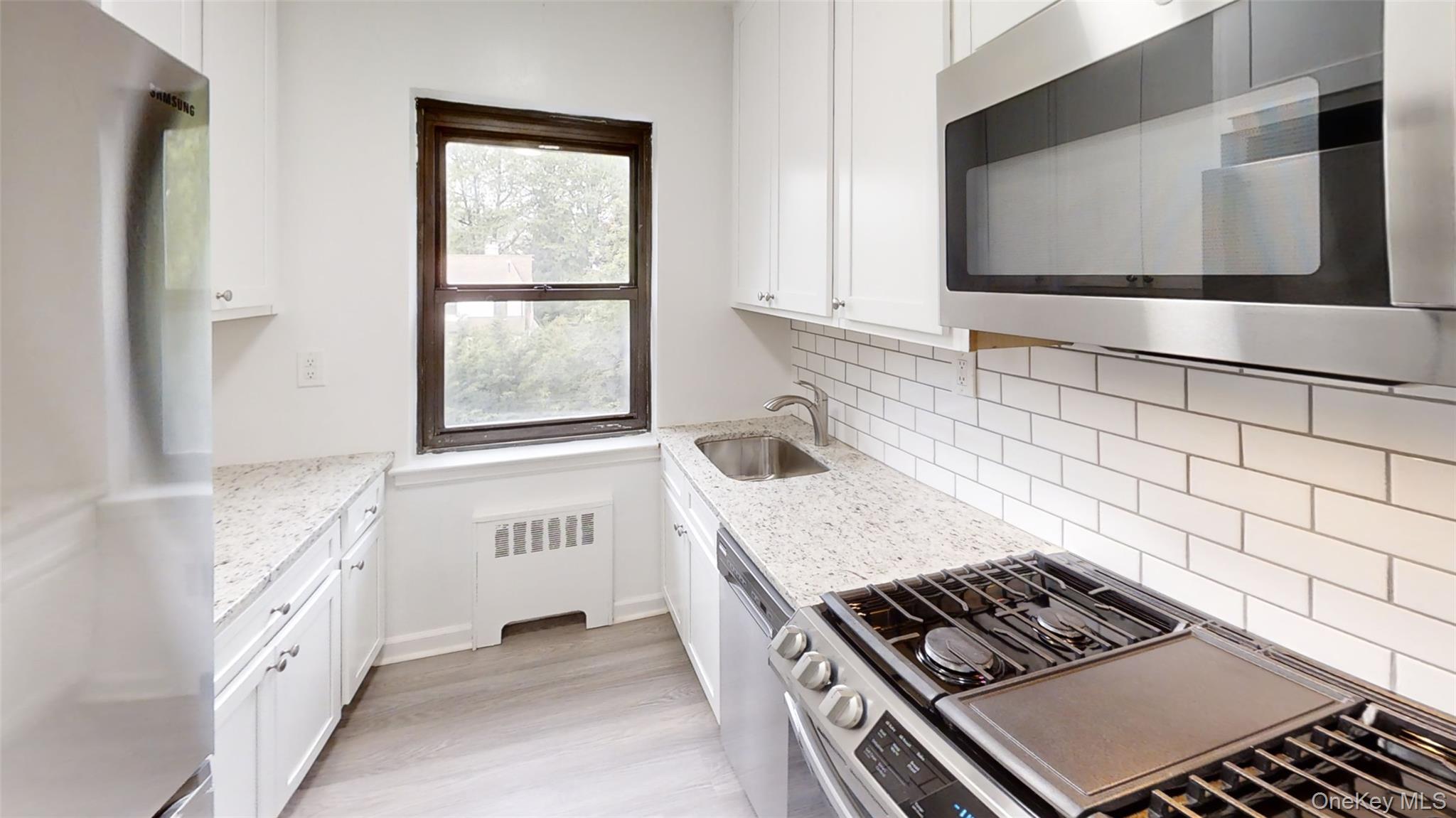 #15 photo, 50 White Oak Street, New Rochelle , NY 10801