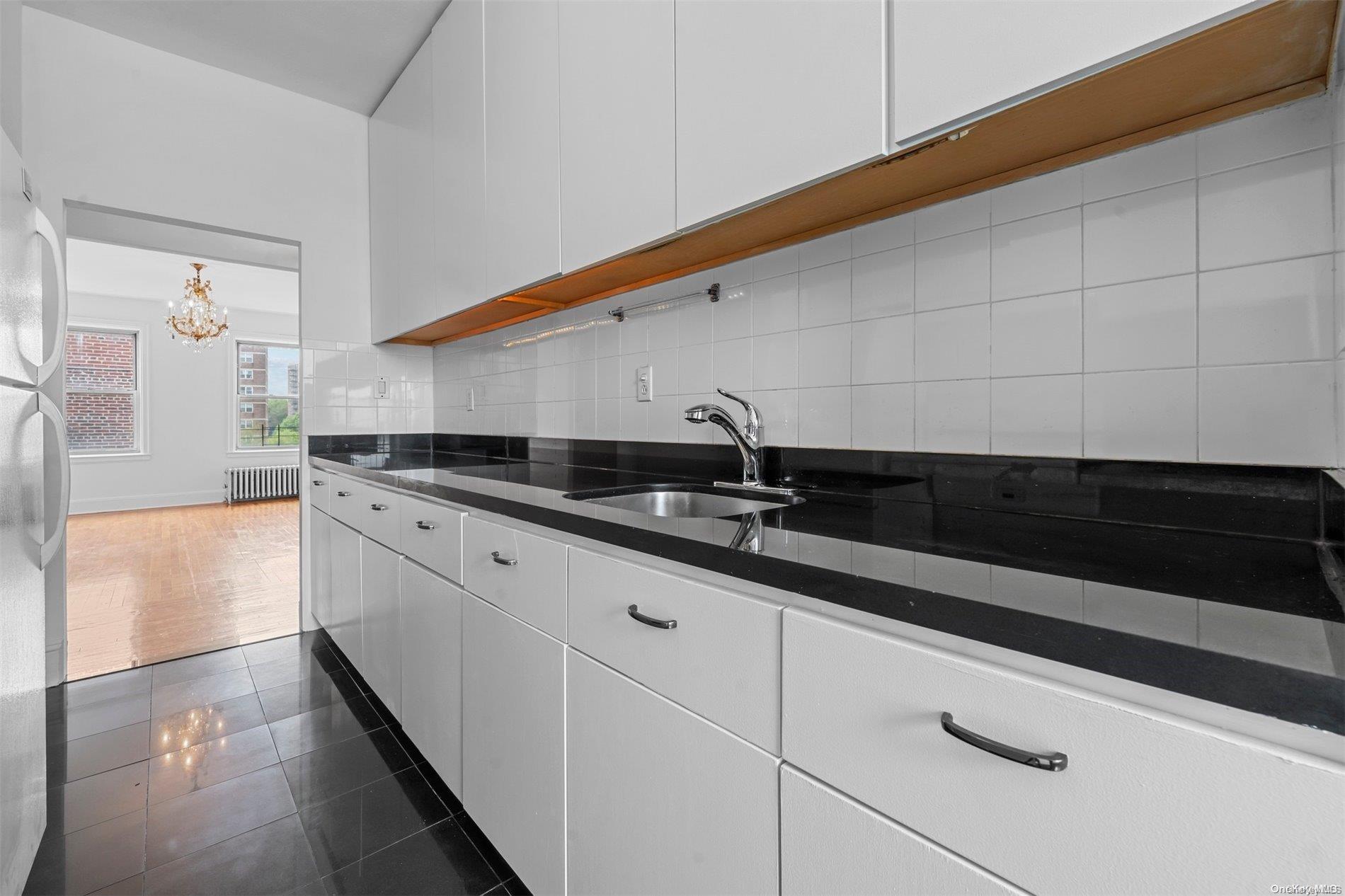 #3 photo, 59-11 Queens Blvd, কুইন্‌স Woodside , NY 11377